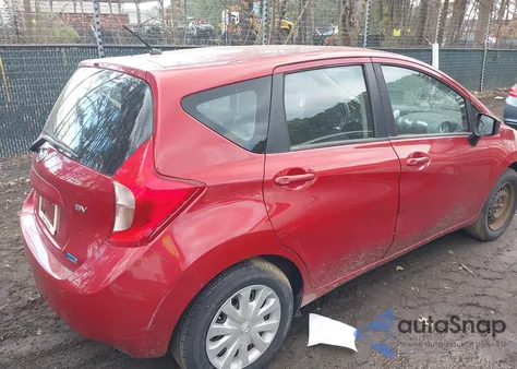 2015 Nissan Versa Note S (Sr)/S Plus/Sl/Sr/Sv z USA, uszkodzony, nr VIN 3N1CE2CP9FL394664